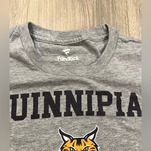 Quinnipiac t-shirt size medium Fanatics